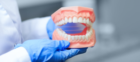 Протезирование зубов